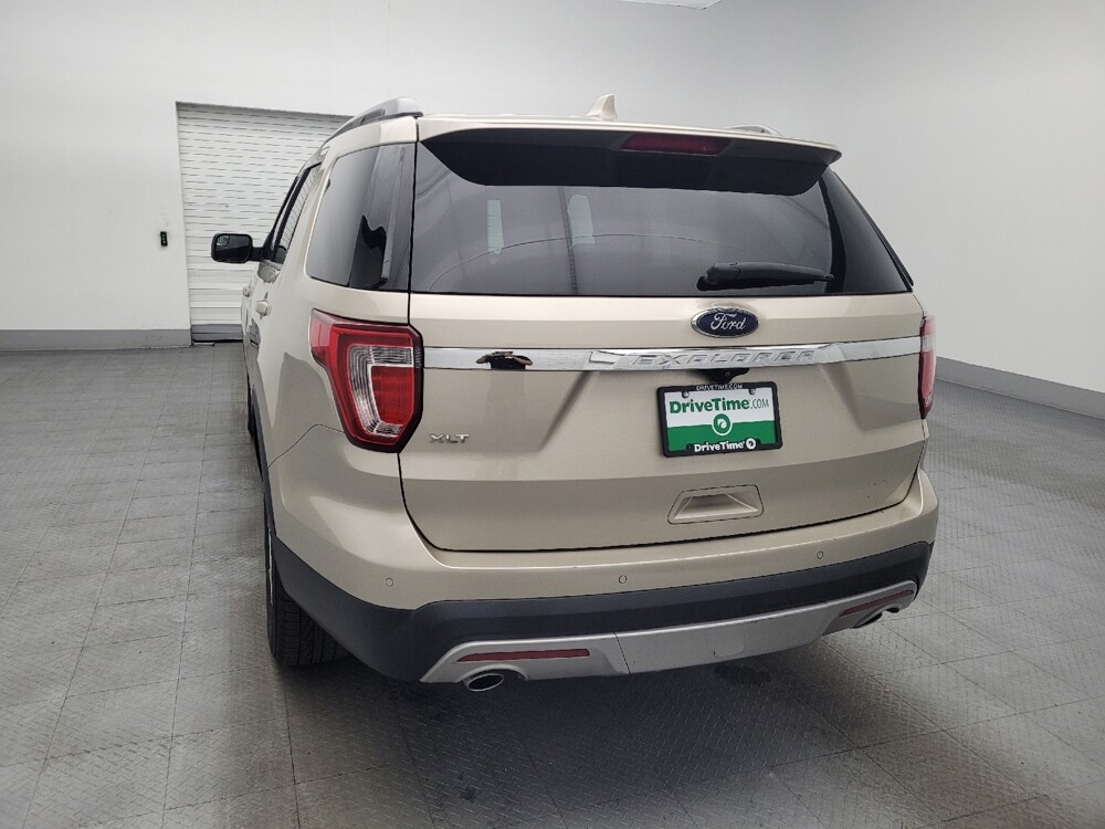 2017 Ford Explorer in Kissimmee, FL 34744 - 18142319 6