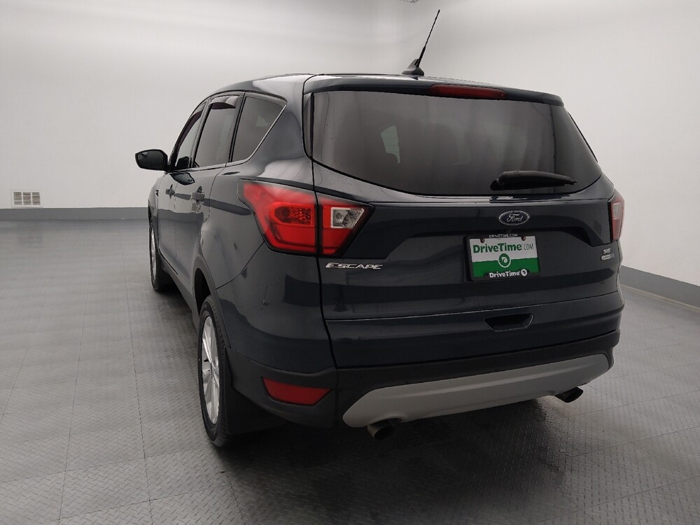 2019 Ford Escape in Independence, MO 64055 - 18142323 6