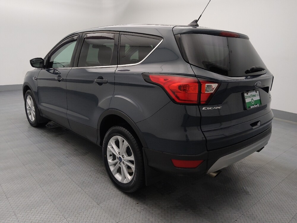 2019 Ford Escape in Independence, MO 64055 - 18142323 3