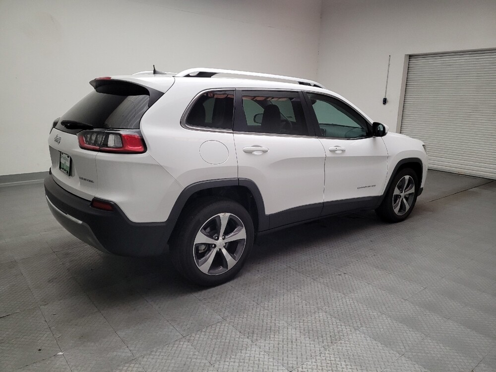 2019 Jeep Cherokee in Downey, CA 90241 - 18142325 10