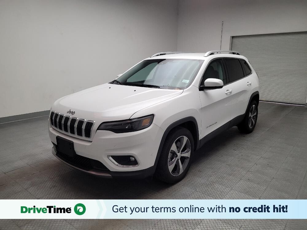 2019 Jeep Cherokee in Downey, CA 90241 - 18142325