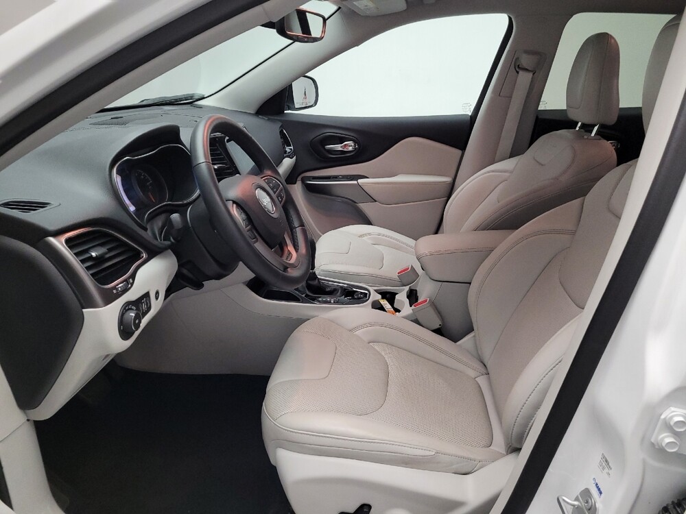 2019 Jeep Cherokee in Downey, CA 90241 - 18142325 17