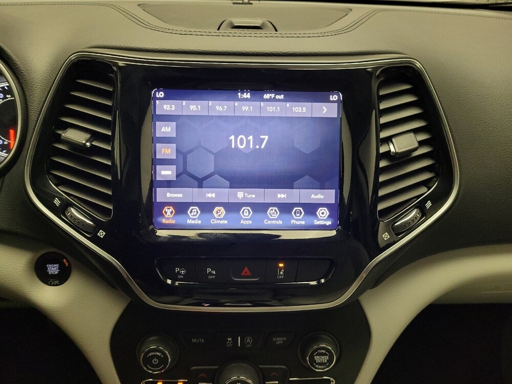 2019 Jeep Cherokee in Downey, CA 90241 - 18142325 25