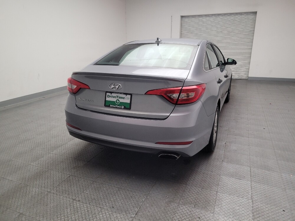 2016 Hyundai Sonata in Downey, CA 90241 - 18142329 7