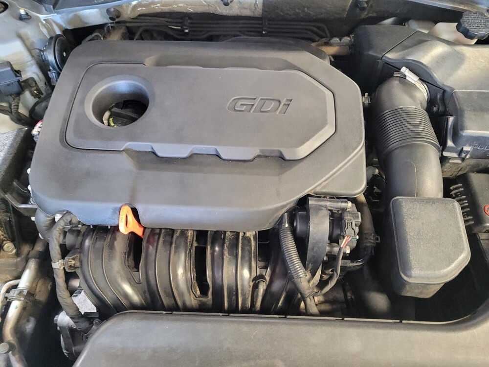 2016 Hyundai Sonata in Downey, CA 90241 - 18142329 30