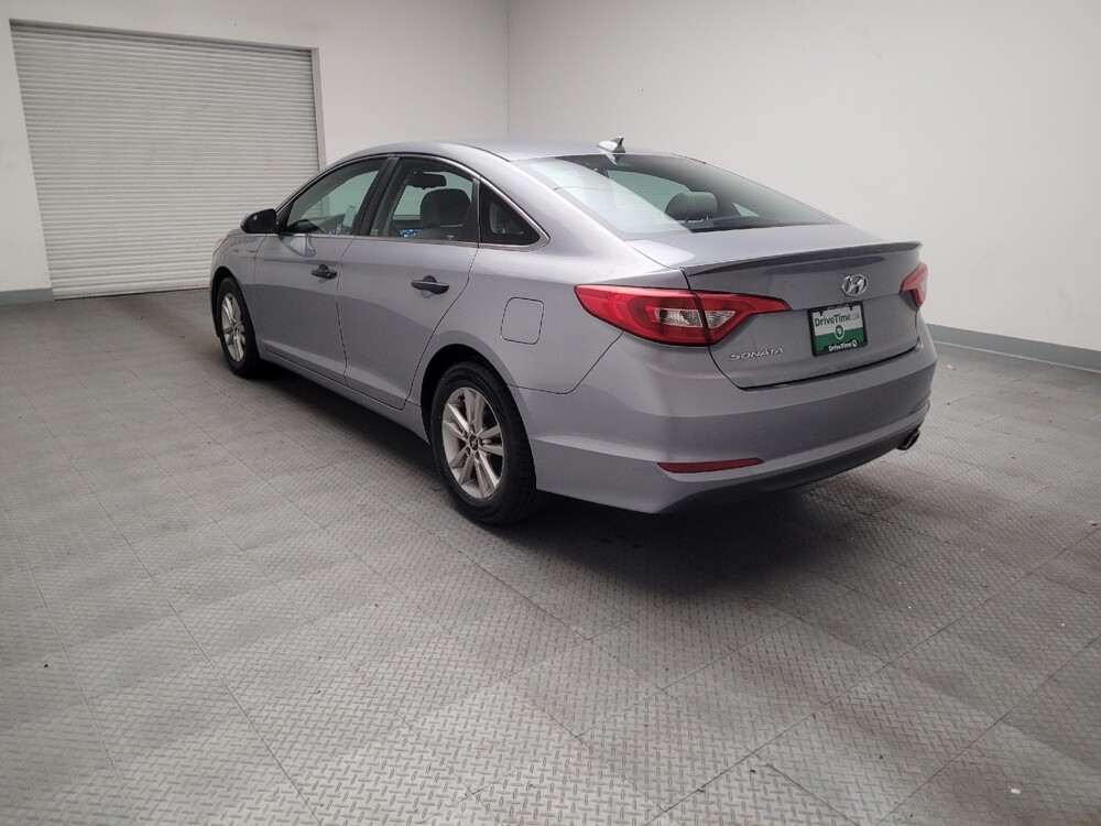 2016 Hyundai Sonata in Downey, CA 90241 - 18142329 5