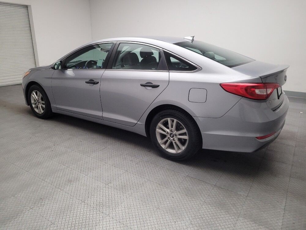 2016 Hyundai Sonata in Downey, CA 90241 - 18142329 3