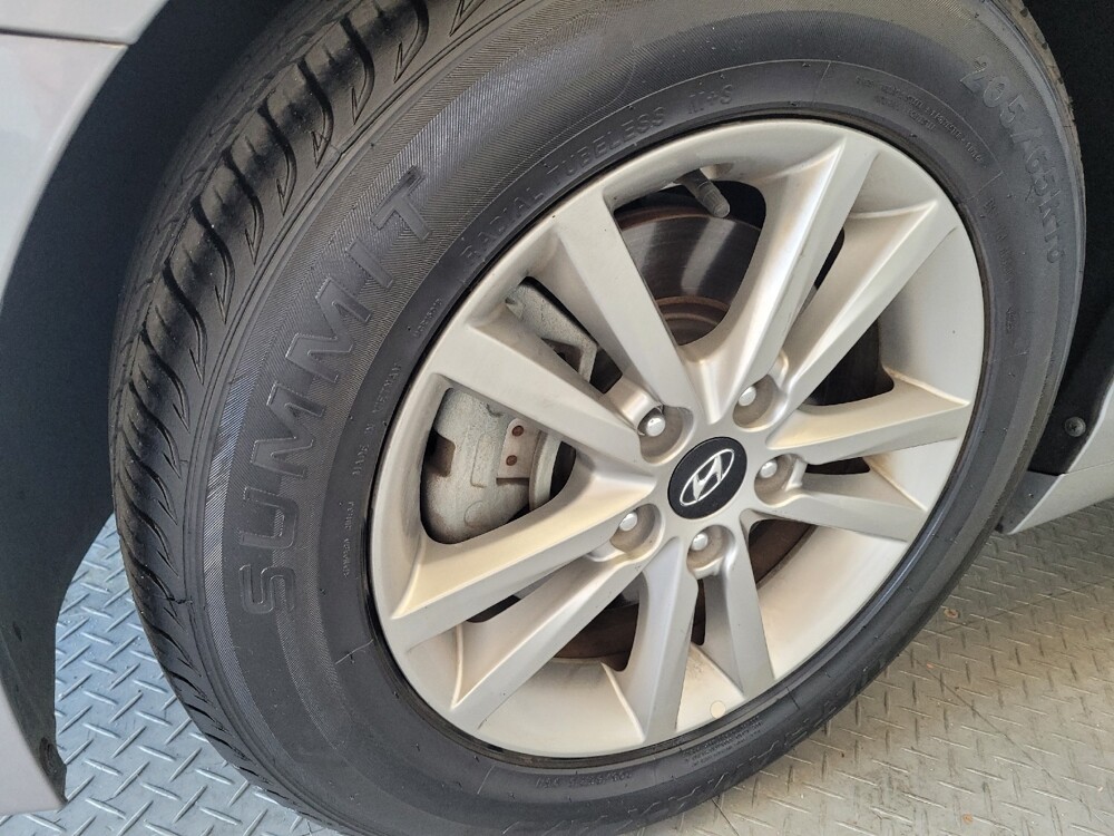 2016 Hyundai Sonata in Downey, CA 90241 - 18142329 31