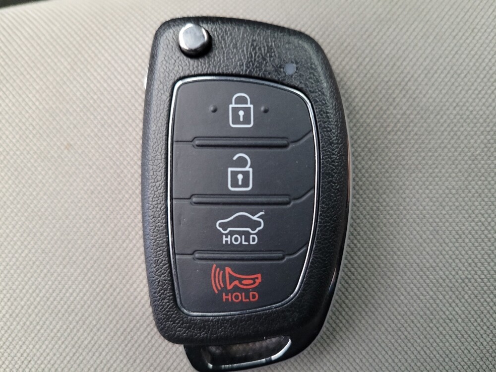 2016 Hyundai Sonata in Downey, CA 90241 - 18142329 32