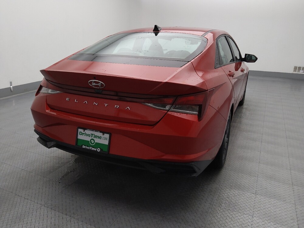 2021 Hyundai Elantra in Independence, MO 64055 - 18142330 7