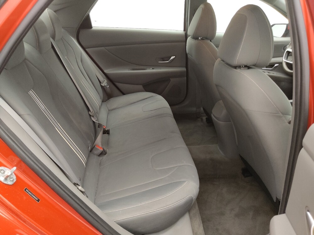 2021 Hyundai Elantra in Independence, MO 64055 - 18142330 19