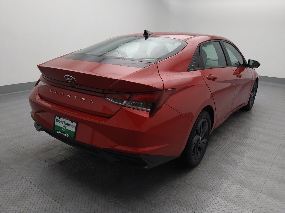 2021 Hyundai Elantra in Independence, MO 64055 - 18142330 9