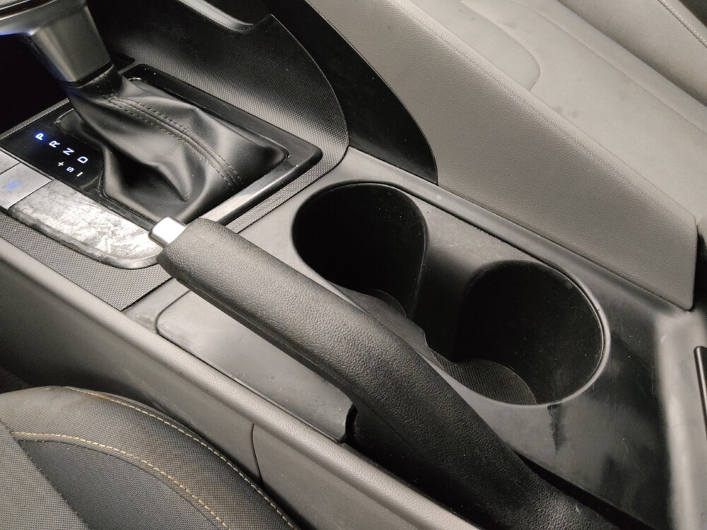 2021 Hyundai Elantra in Independence, MO 64055 - 18142330 26