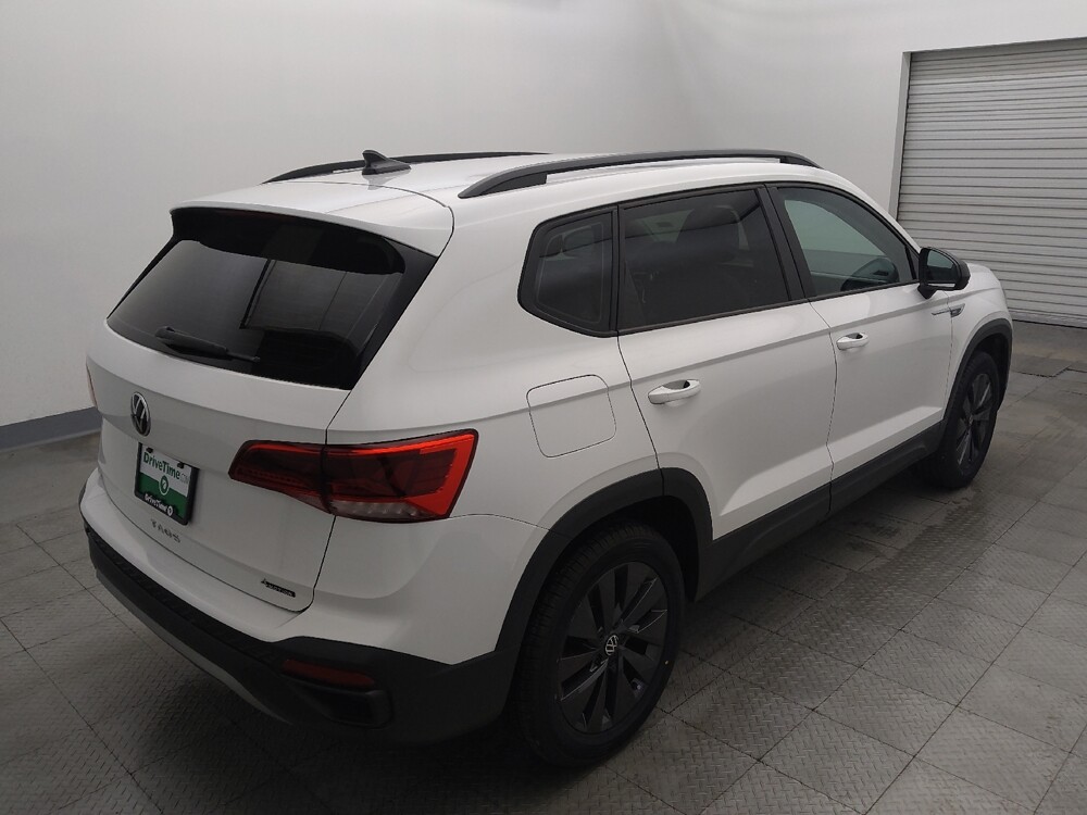 2022 Volkswagen Taos in Houston, TX 77060 - 18142340 9