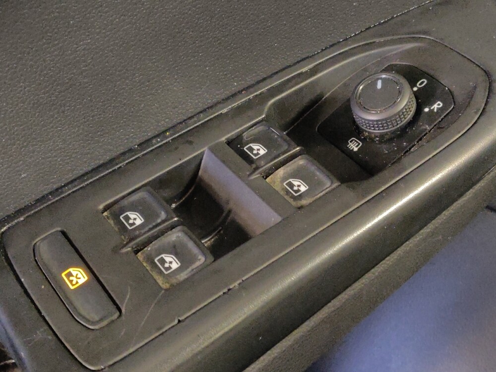 2022 Volkswagen Taos in Houston, TX 77060 - 18142340 27