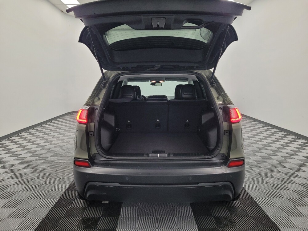2020 Jeep Cherokee in Houston, TX 77060 - 18142343 29