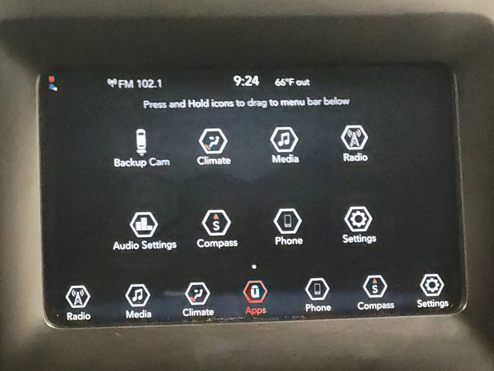2020 Jeep Cherokee in Houston, TX 77060 - 18142343 25