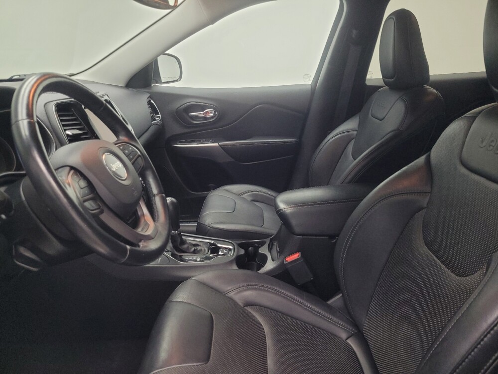 2019 Jeep Cherokee in Indianapolis, IN 46222 - 18142345 17