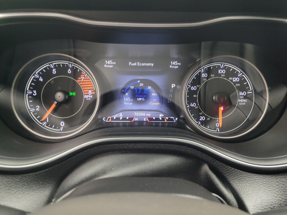 2019 Jeep Cherokee in Indianapolis, IN 46222 - 18142345 23