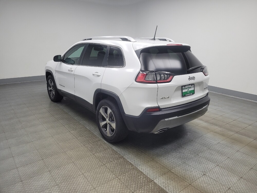 2019 Jeep Cherokee in Indianapolis, IN 46222 - 18142345 3
