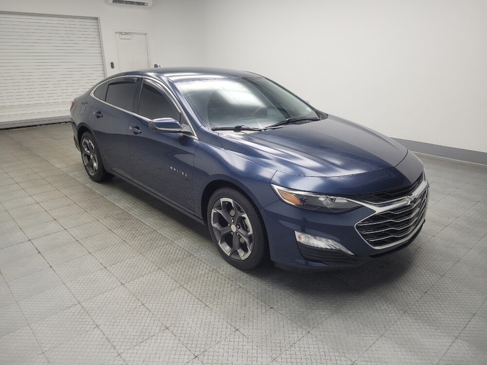 2022 Chevrolet Malibu in Indianapolis, IN 46222 - 18142354 11