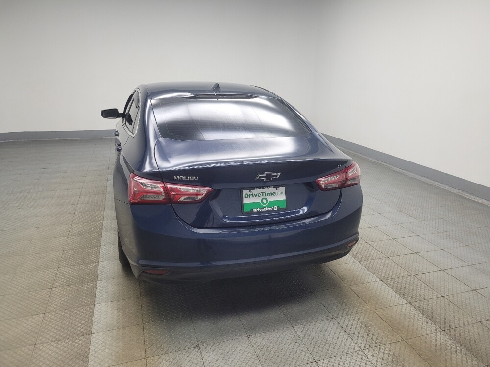 2022 Chevrolet Malibu in Indianapolis, IN 46222 - 18142354 6