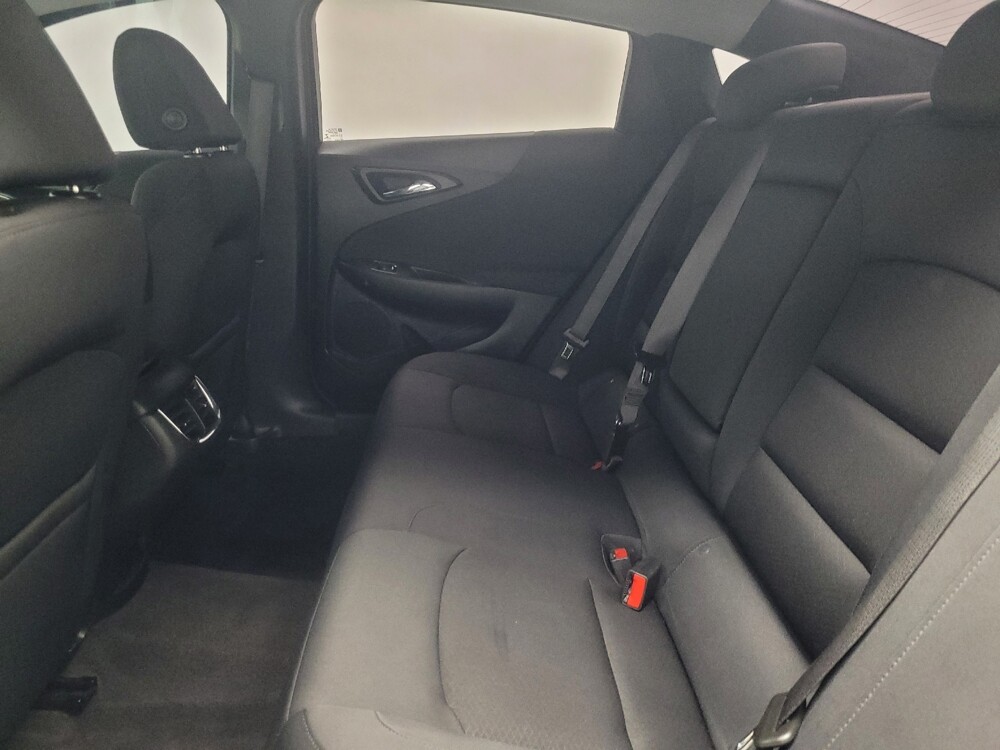 2022 Chevrolet Malibu in Indianapolis, IN 46222 - 18142354 18