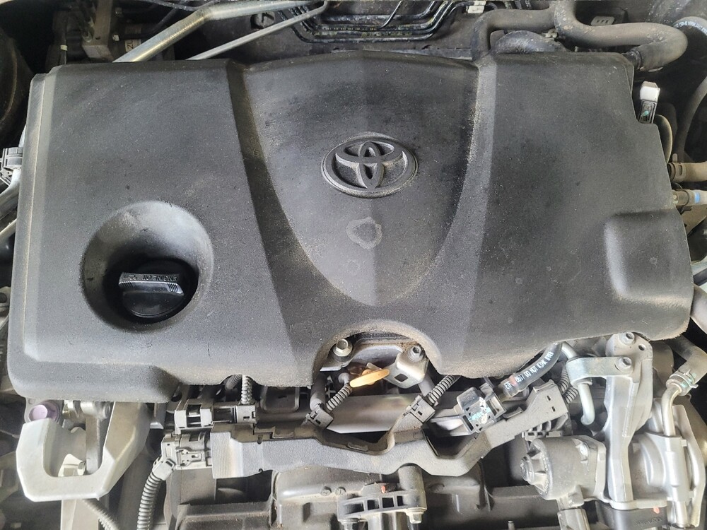 2018 Toyota Camry in Knoxville, TN 37923 - 18142362 30