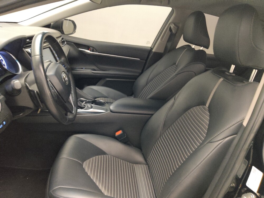 2018 Toyota Camry in Knoxville, TN 37923 - 18142362 17