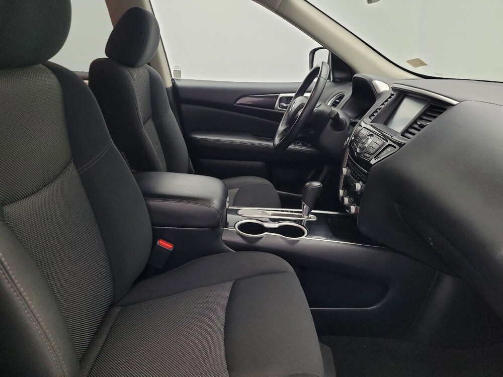 2020 Nissan Pathfinder in Hialeah, FL 33014 - 18142363 21