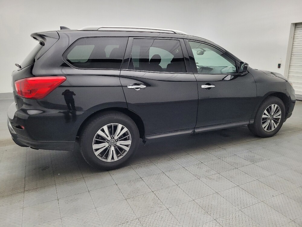 2020 Nissan Pathfinder in Hialeah, FL 33014 - 18142363 10