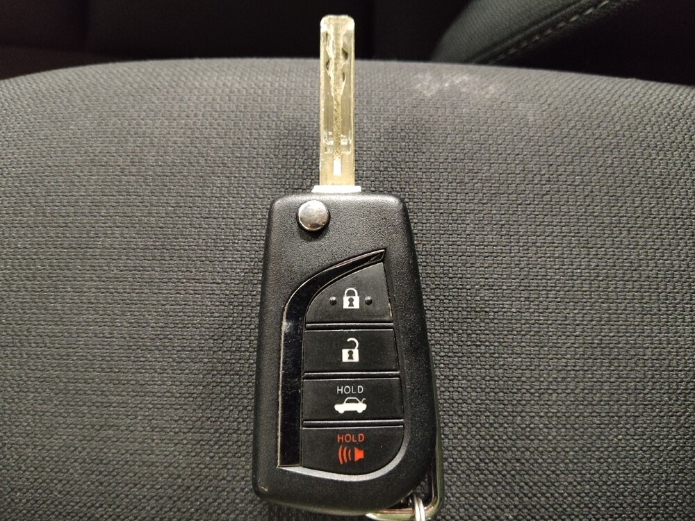 2025 Toyota Corolla in Chattanooga, TN 37421 - 18142366 32
