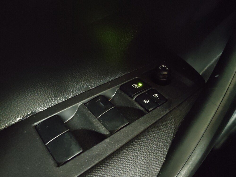 2025 Toyota Corolla in Chattanooga, TN 37421 - 18142366 27