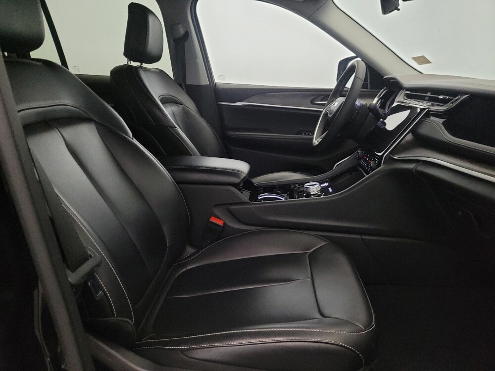 2023 Jeep Grand Cherokee in Williamstown, NJ 8094 - 18142368 21