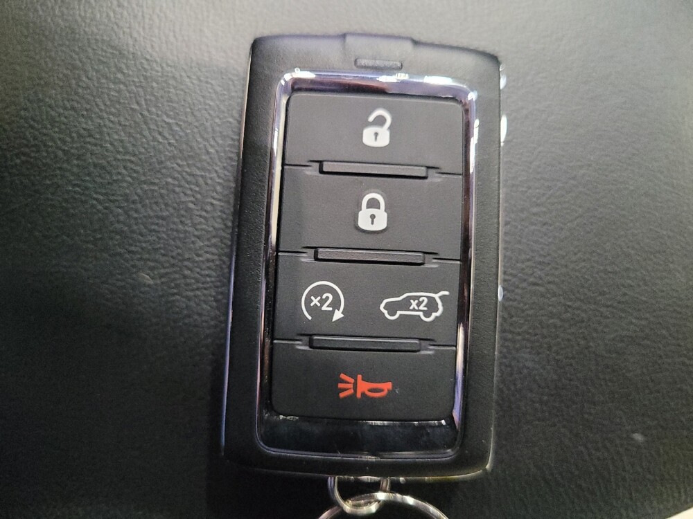 2023 Jeep Grand Cherokee in Williamstown, NJ 8094 - 18142368 32