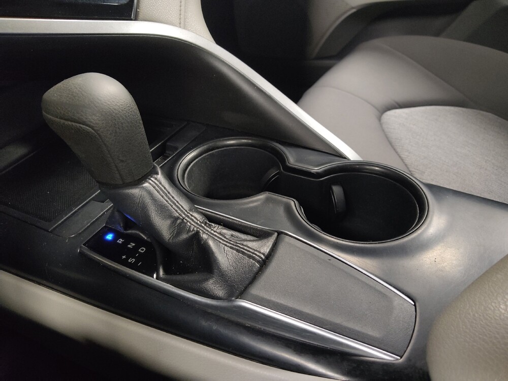 2019 Toyota Camry in Houston, TX 77034 - 18142374 26