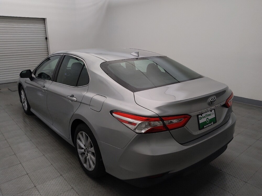 2019 Toyota Camry in Houston, TX 77034 - 18142374 5