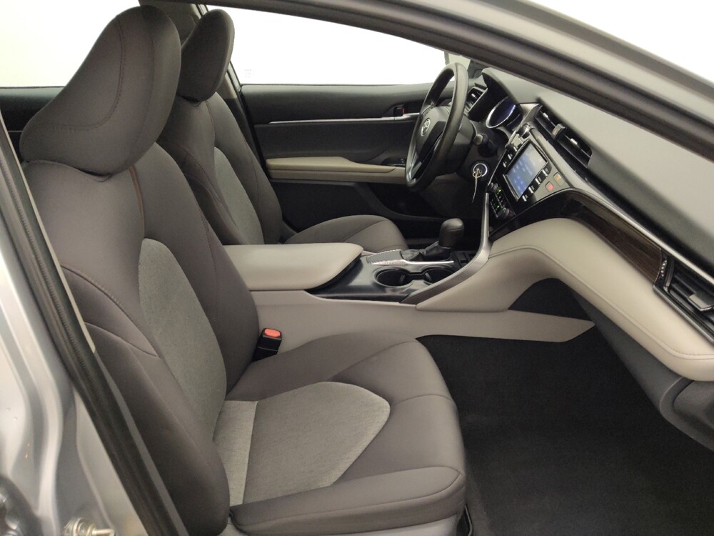 2019 Toyota Camry in Houston, TX 77034 - 18142374 21
