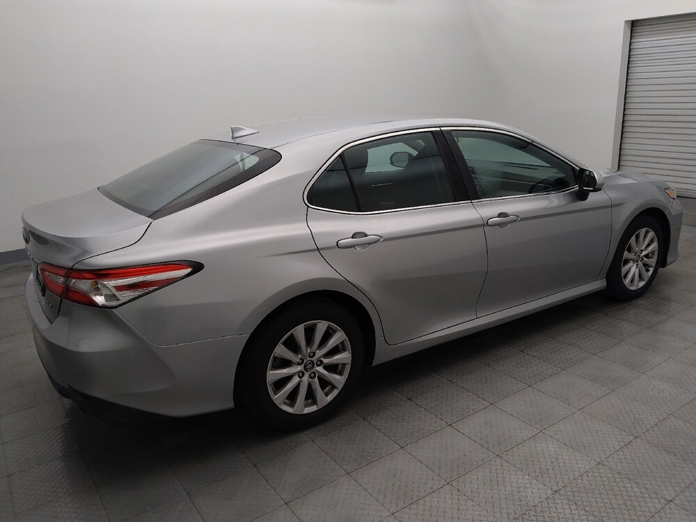 2019 Toyota Camry in Houston, TX 77034 - 18142374 10