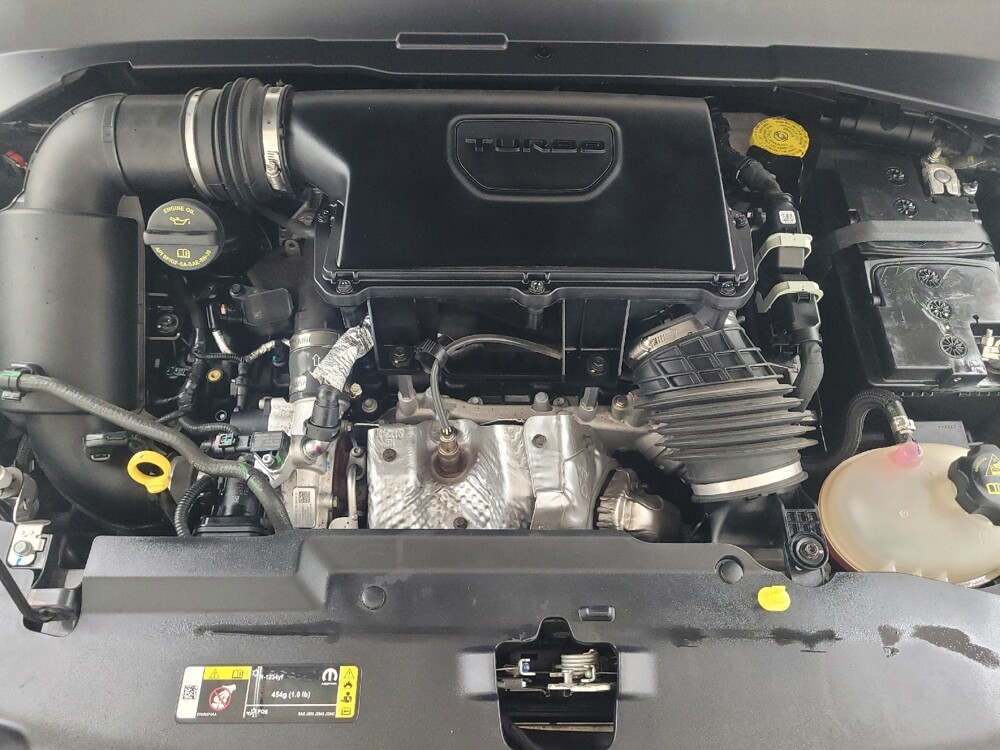 2023 Jeep Compass in St. Louis, MO 63125 - 18142376 30