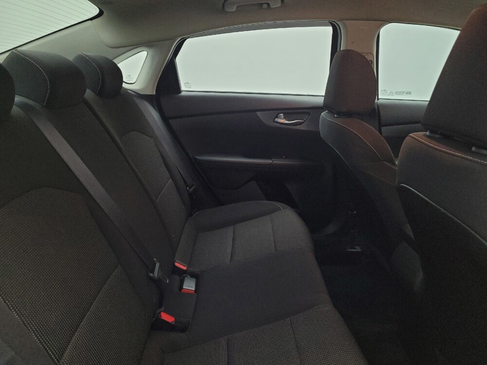 2020 Kia Forte in Miamisburg, OH 45342 - 18142380 19