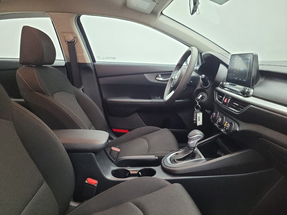 2020 Kia Forte in Miamisburg, OH 45342 - 18142380 21