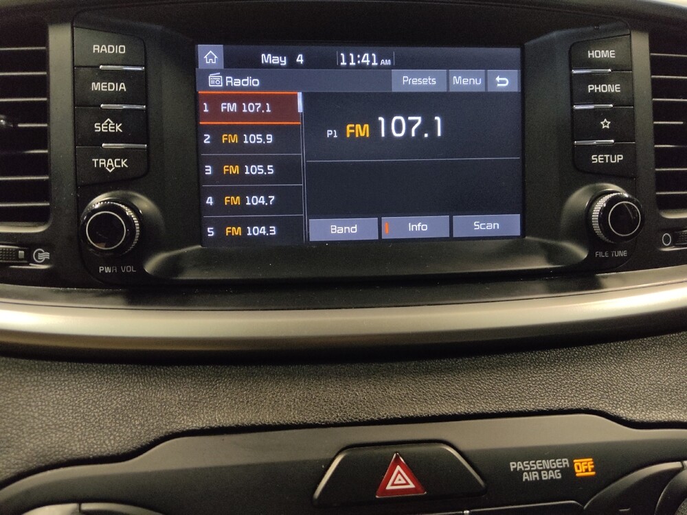 2019 Kia Sorento in Phoenix, AZ 85015 - 18142383 25