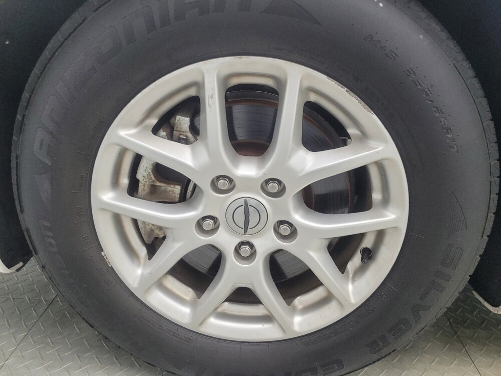 2021 Chrysler Voyager in Indianapolis, IN 46222 - 18142384 31