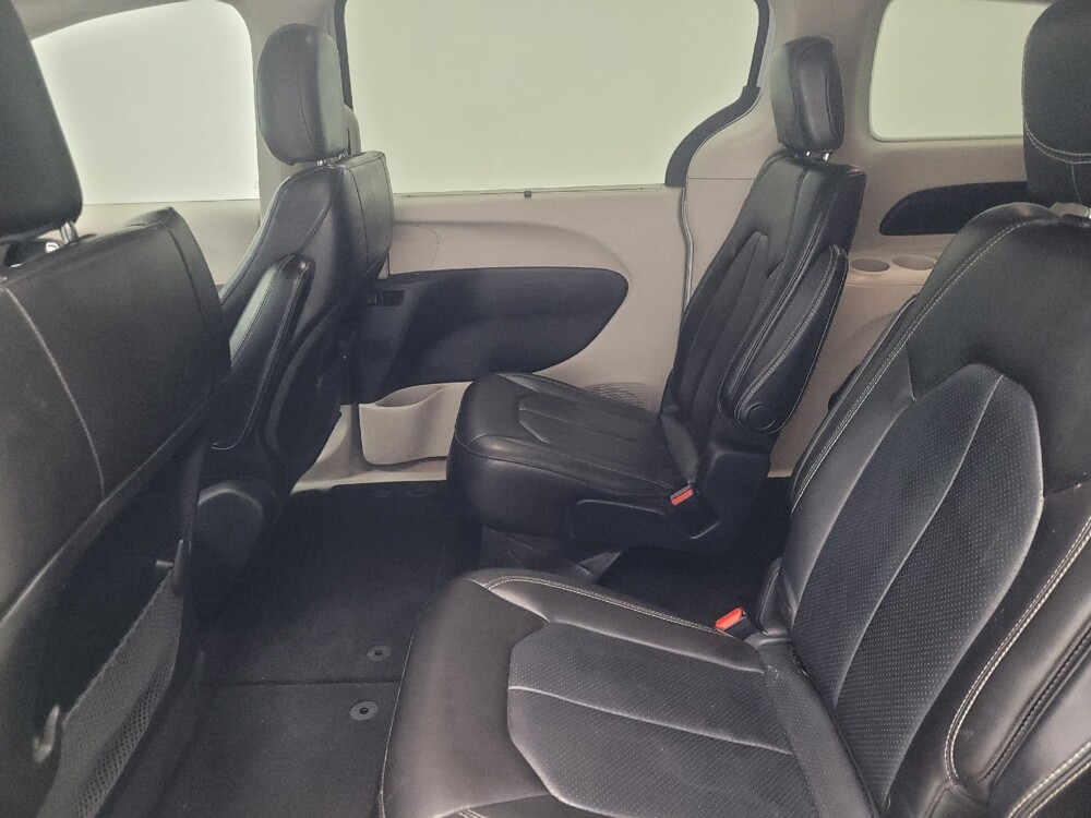 2021 Chrysler Voyager in Indianapolis, IN 46222 - 18142384 18
