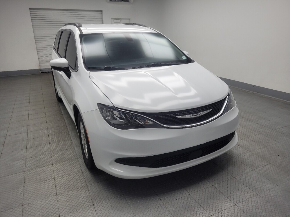 2021 Chrysler Voyager in Indianapolis, IN 46222 - 18142384 13