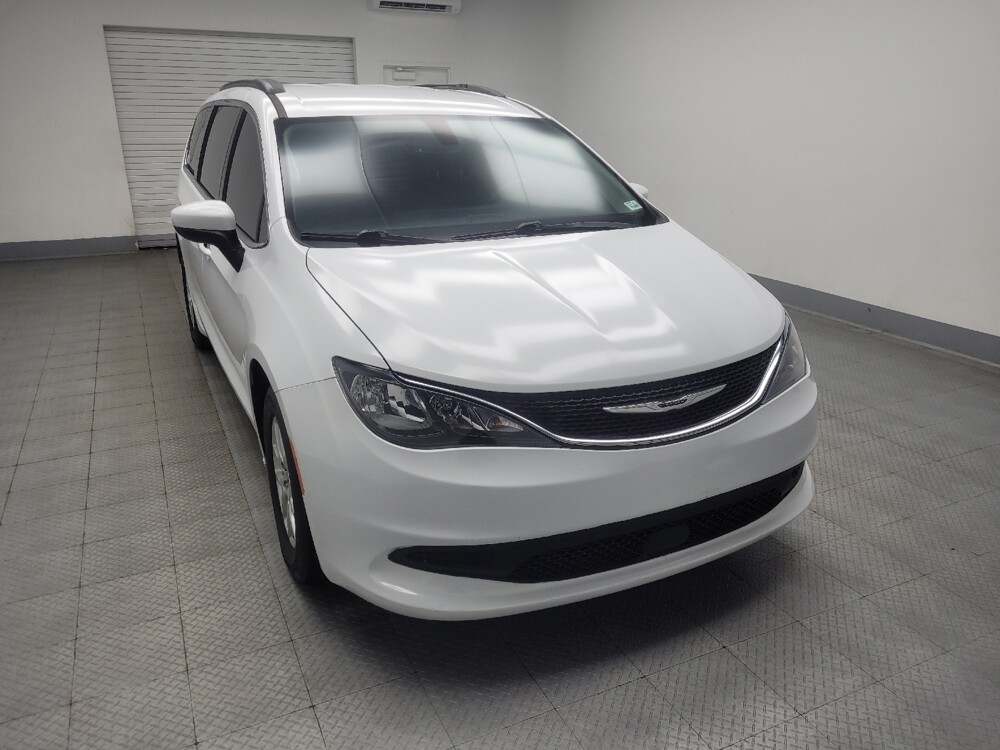 2021 Chrysler Voyager in Indianapolis, IN 46222 - 18142384 11
