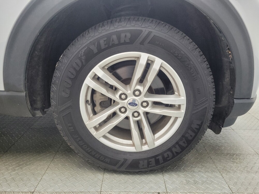 2022 Ford Explorer in Indianapolis, IN 46222 - 18142385 31