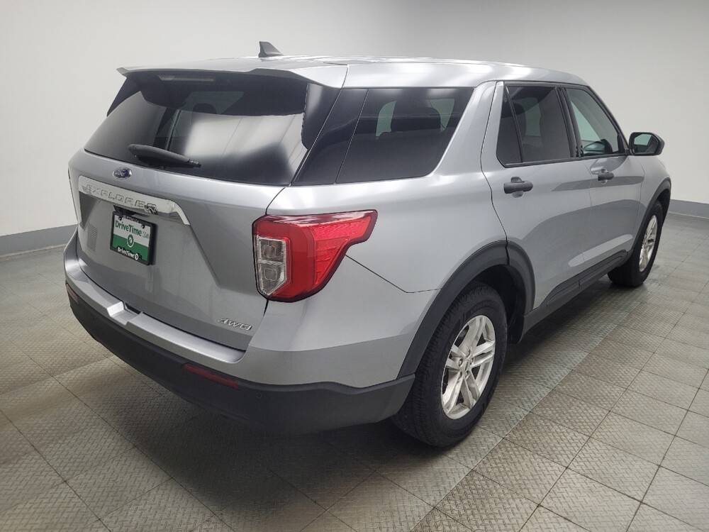 2022 Ford Explorer in Indianapolis, IN 46222 - 18142385 9