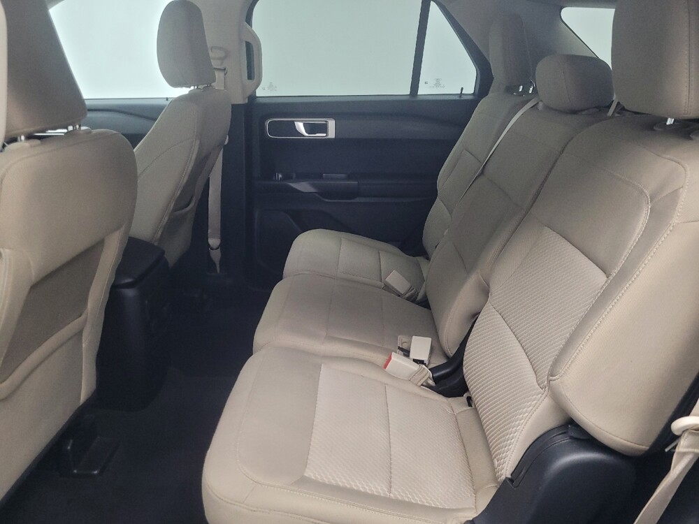 2022 Ford Explorer in Indianapolis, IN 46222 - 18142385 18